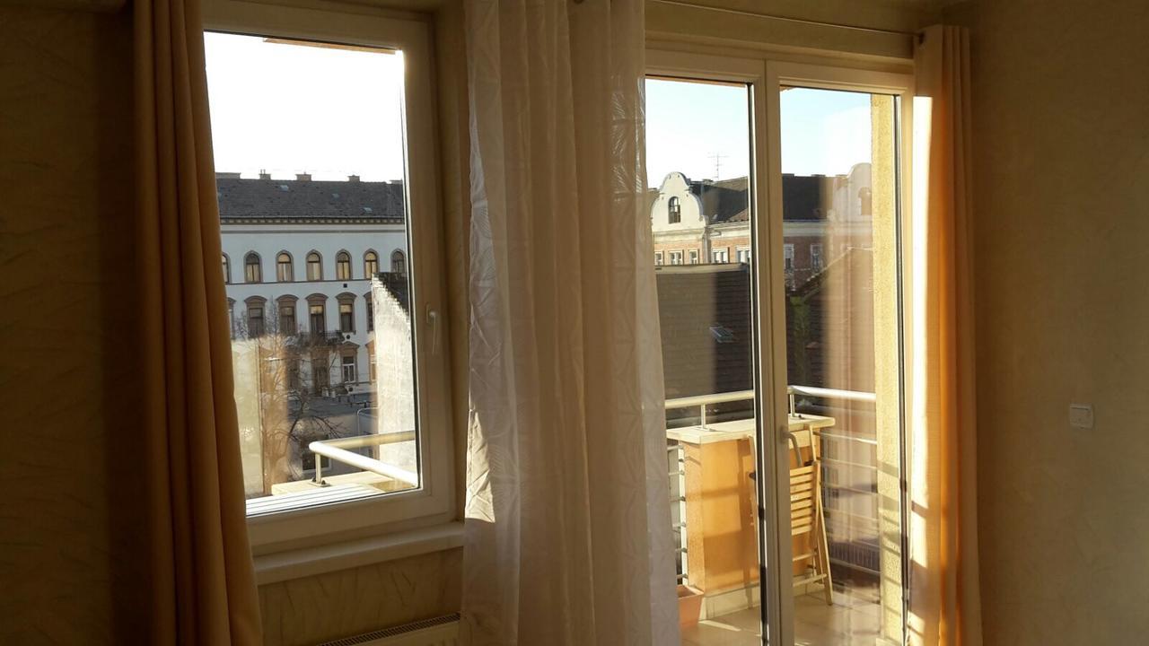 Aden Apartment Free Parking Будапеща Екстериор снимка