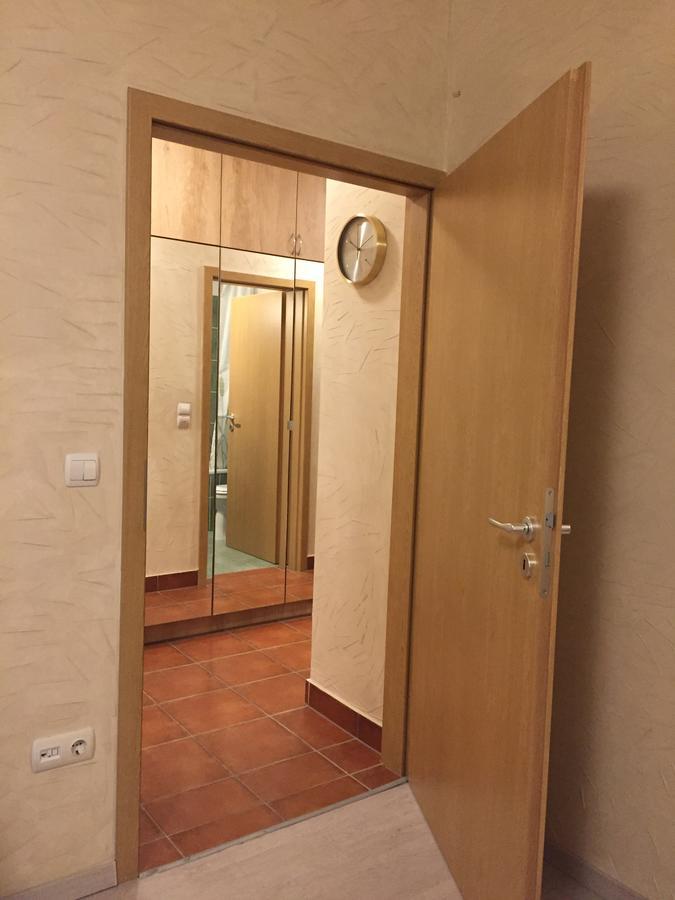 Aden Apartment Free Parking Будапеща Екстериор снимка