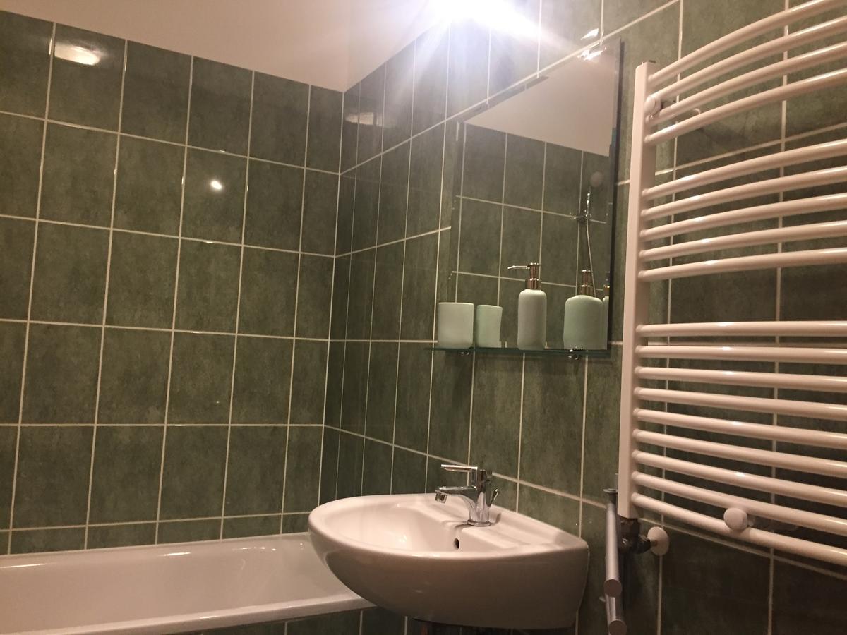 Aden Apartment Free Parking Будапеща Екстериор снимка