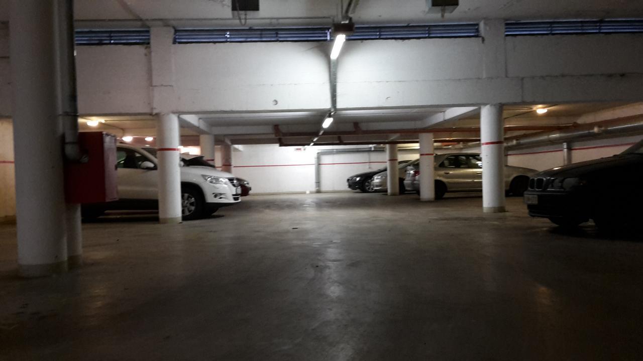 Aden Apartment Free Parking Будапеща Екстериор снимка