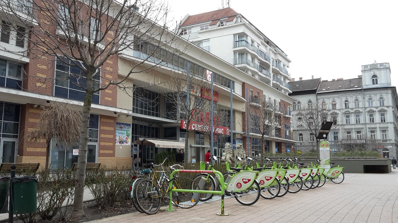 Aden Apartment Free Parking Будапеща Екстериор снимка